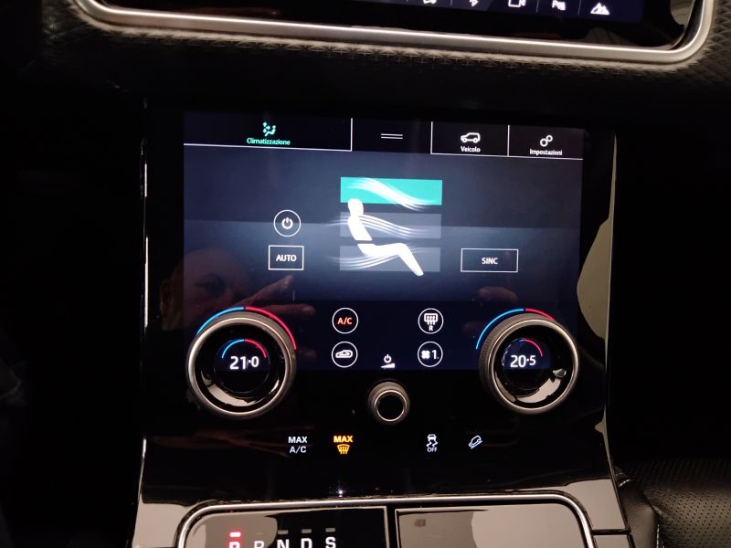 GuidiCar - LAND ROVER Range Rover Velar 2020 Range Rover Velar 2.0d i4 HSE 240cv auto my20 Usato